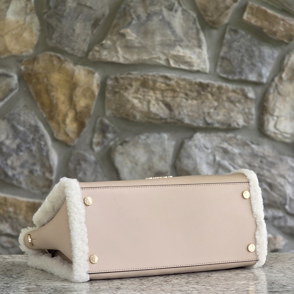 Michael Kors Hamilton Medium Satchel - Picture 4 of 8